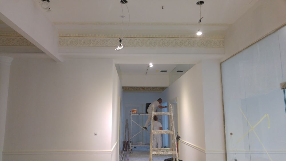 Malowanie, szpachlowanie, tapety natryskowe, wykończenia wnętrz.