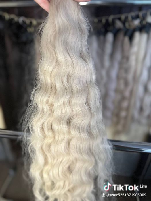 Волосся для нарощування