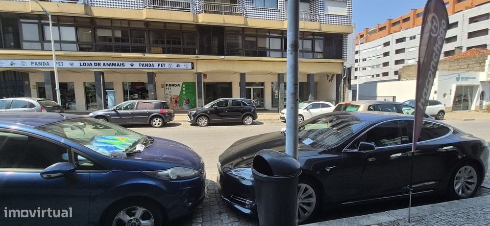 Loja para Arrendamento, Barcelos