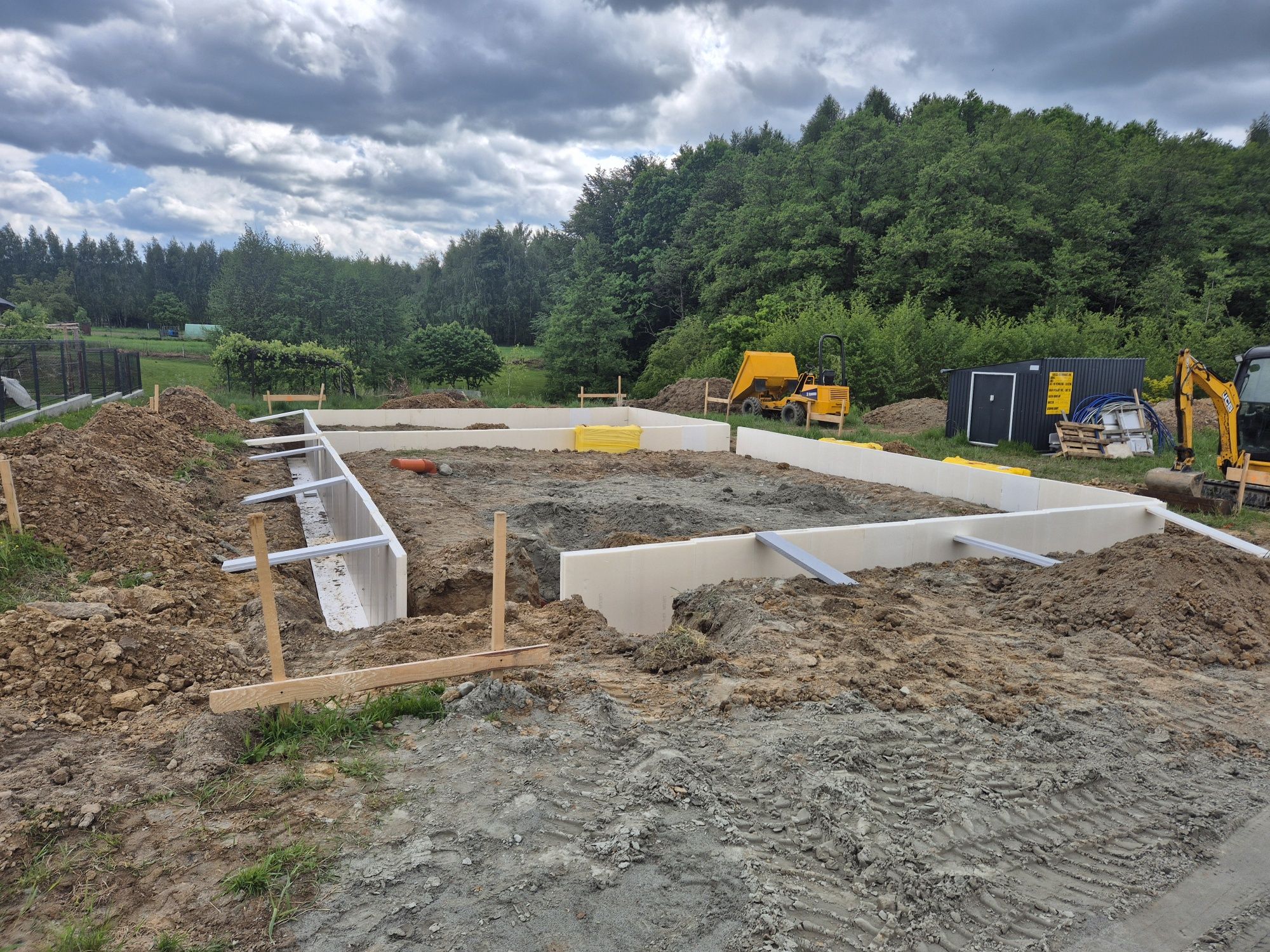 Budowa domow jednorodzinnych, wielorodzinnych ,budynków gospodarczych.