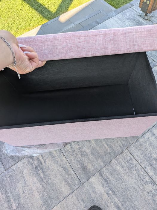 Pufa siedzisko z pojemnikiem