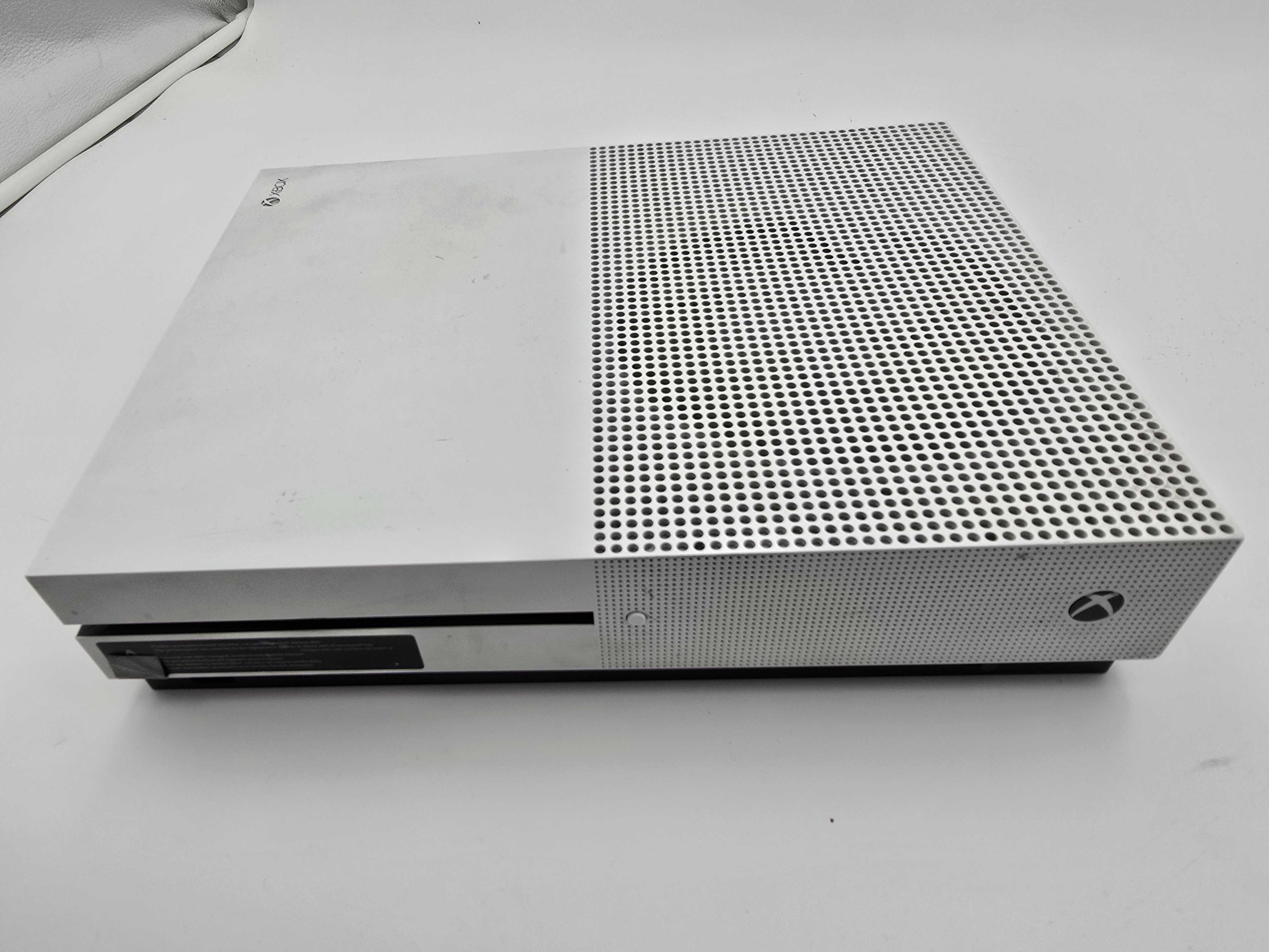 Konsola Xbox ONE S 500GB PAD Okablowanie MODEL 1681