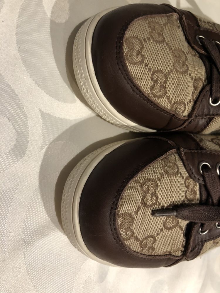 Buty Gucci uni rozmiar  40