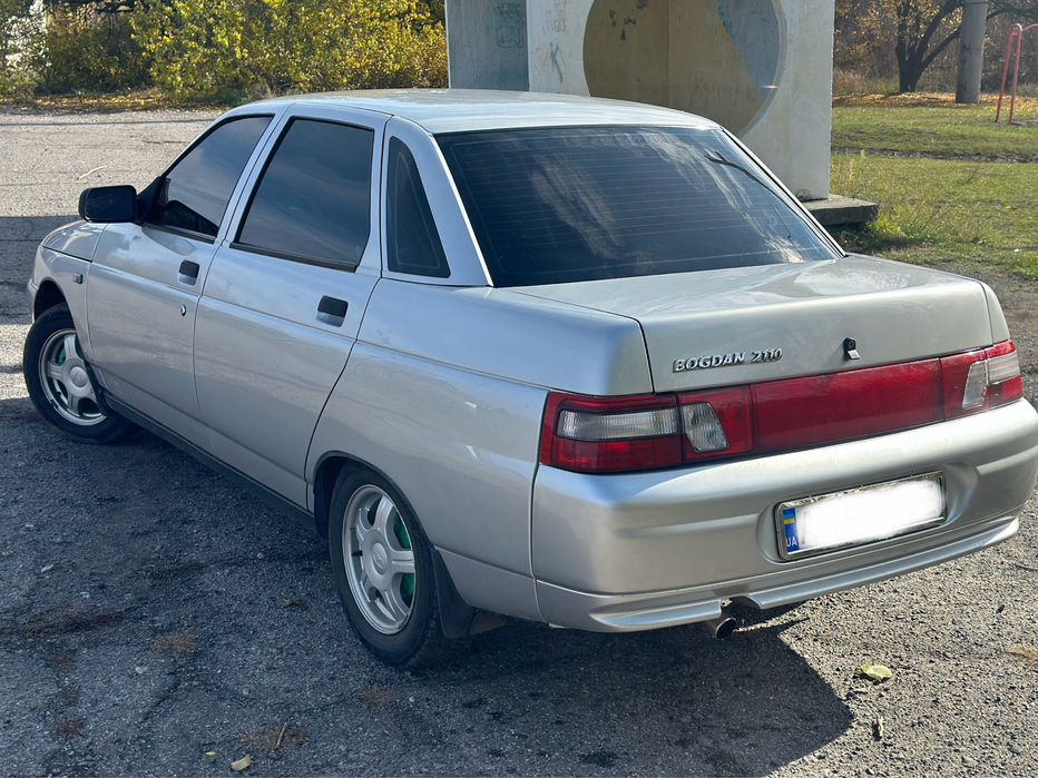 Продам Богдан 2110