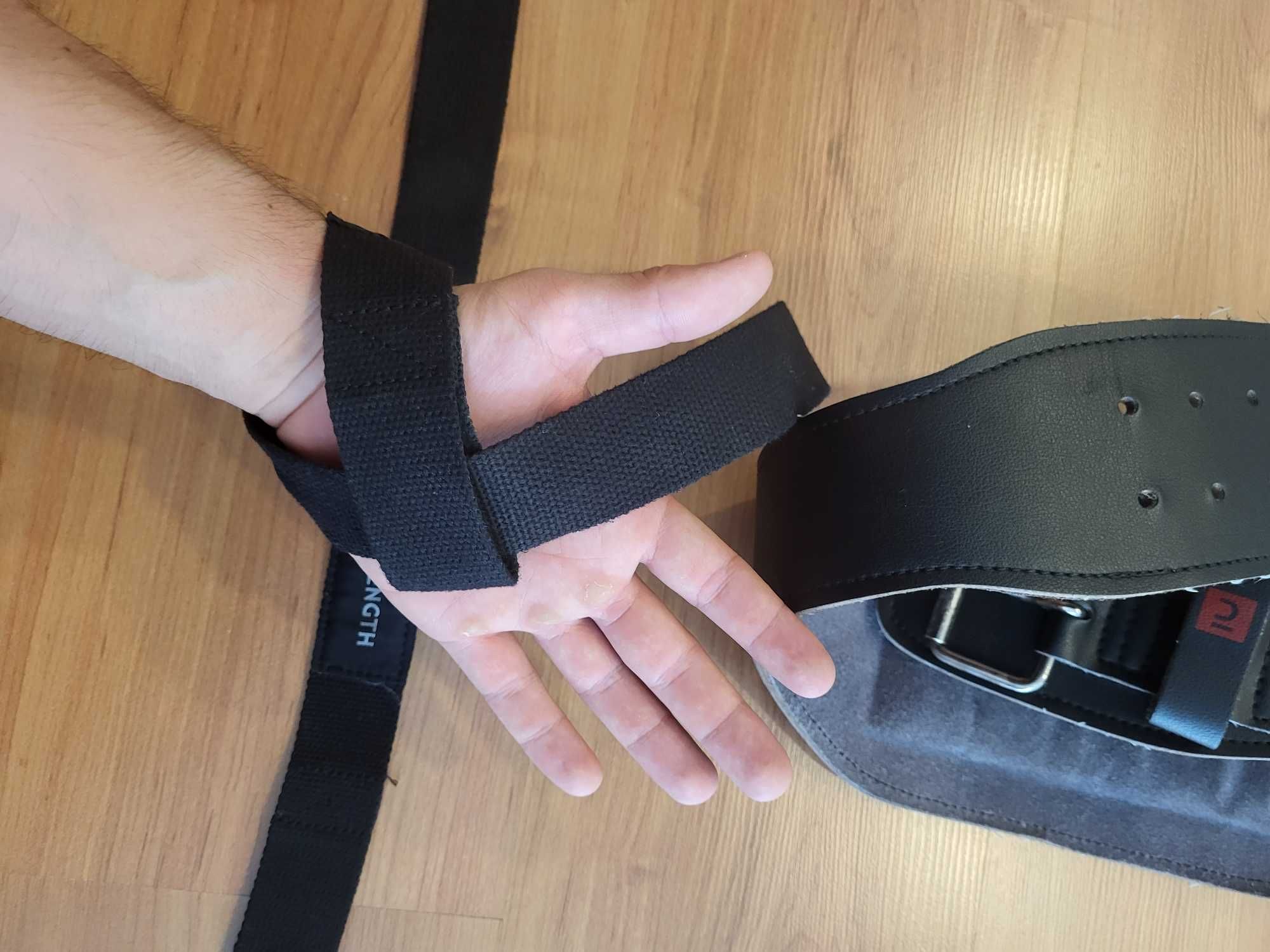 Cinto e straps de musculação Corength Decathlon