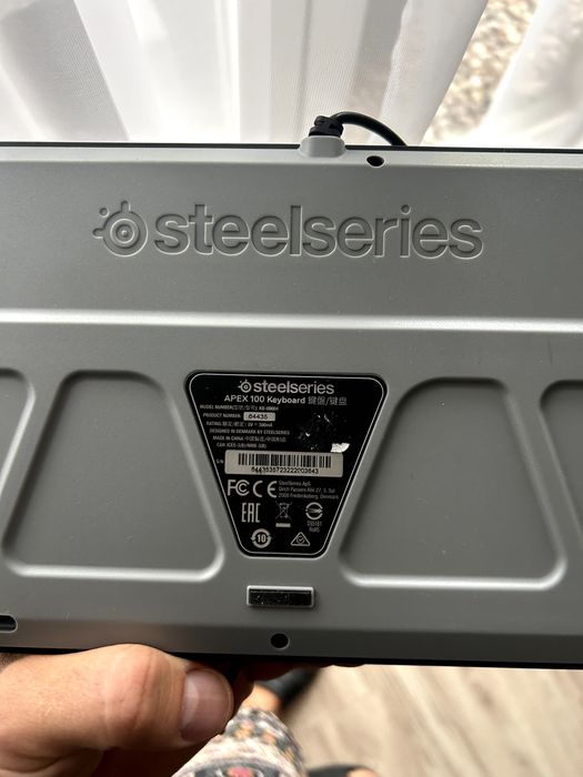 SteelSeries Apex 100 Klawiatura GAMINGOWA czarna podświetlana