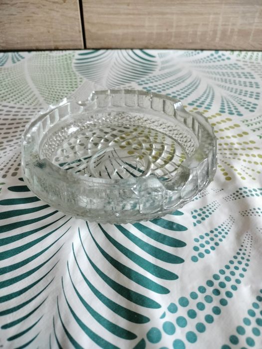 Popielniczka z kryształu