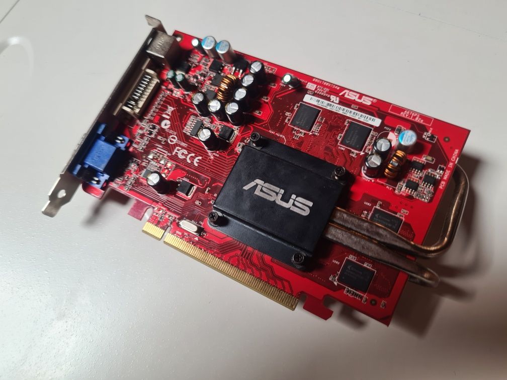 Karta graficzna ASUS Radeon X1600 pro 512mb pcie