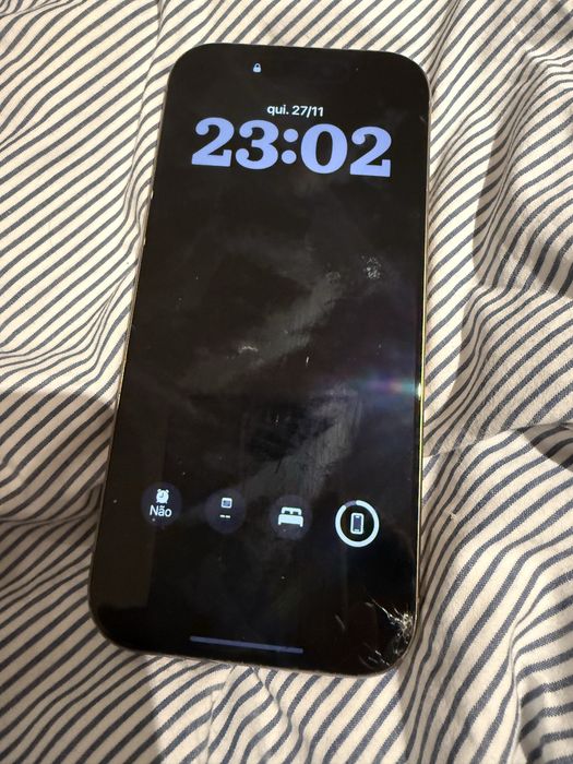 iPhone 16 Pro 128gb com vidro partido