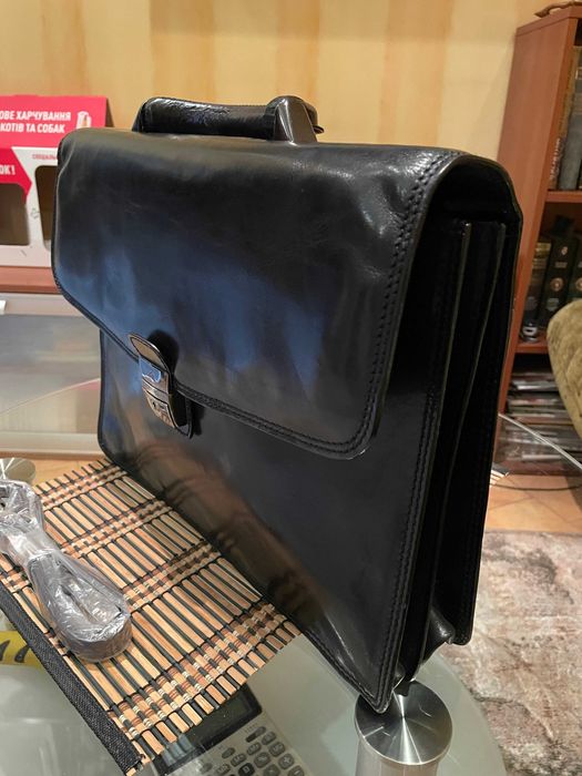 Портфель кожаный Тони Перотти