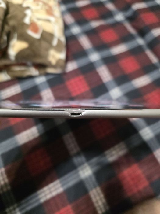 iPad Pro 12.9 2nd Gen 256гб Wi-Fi