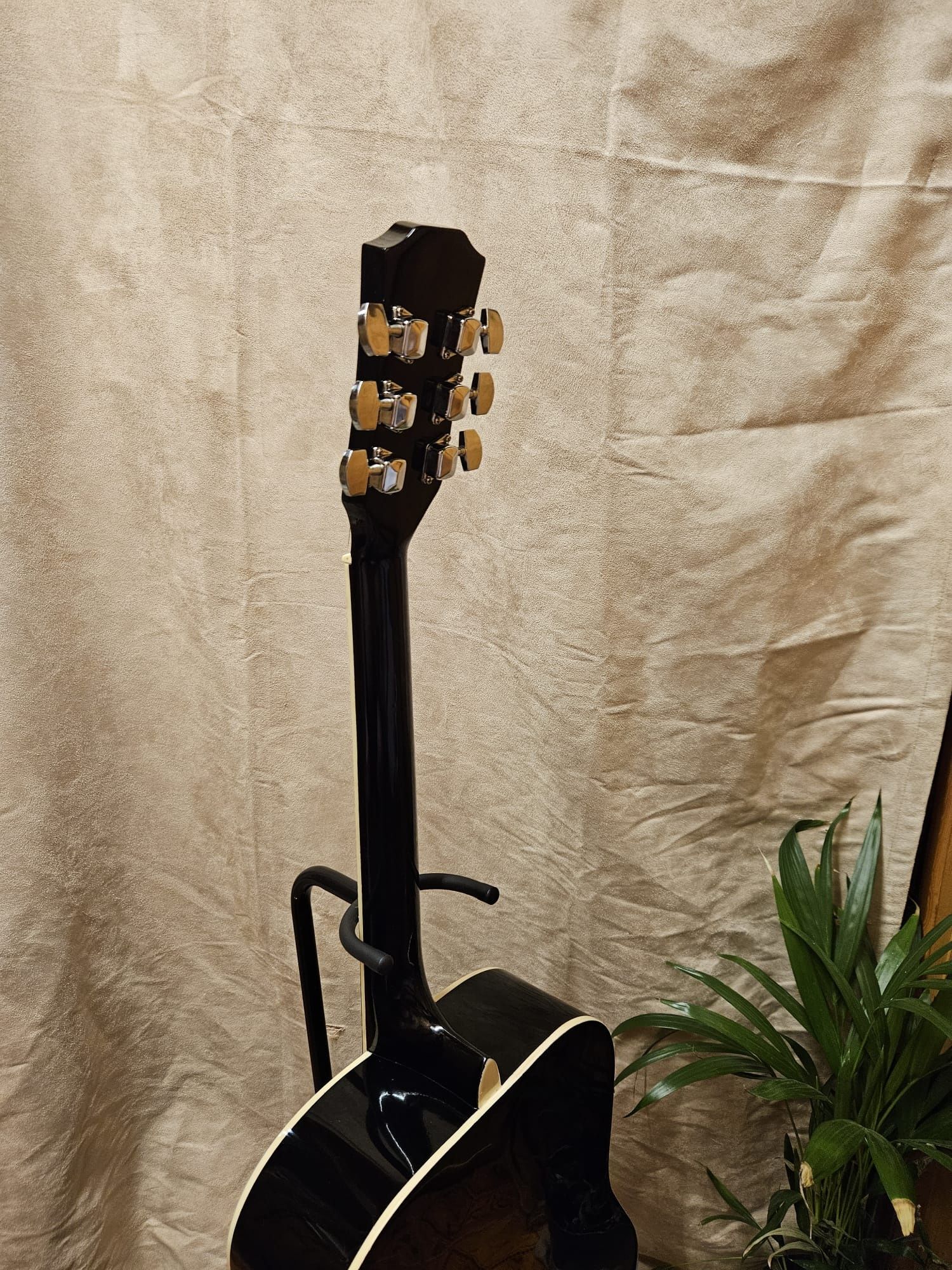 Gitara akustychna duża MSA