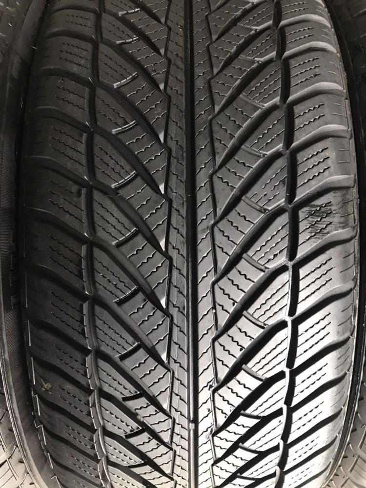 255/50/21 R21 Goodyear Ultra Grip Perfomance 4шт зима