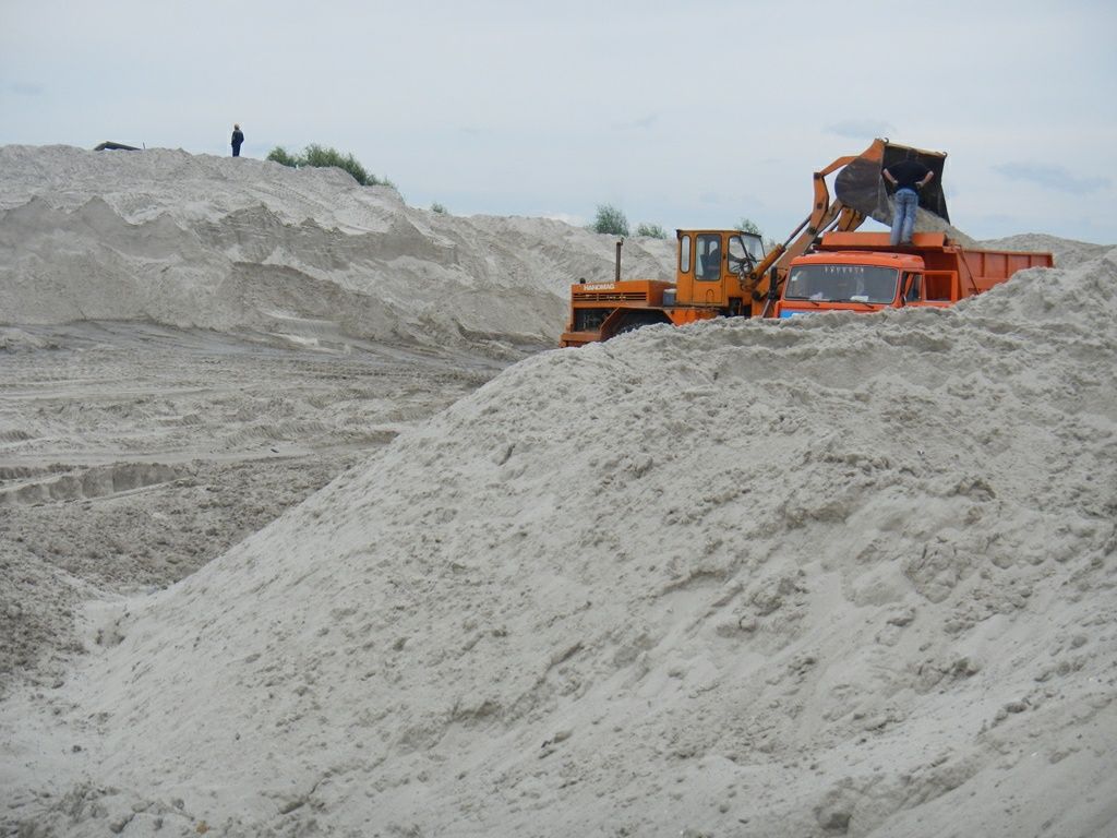 Пісок річний і яруажний песок речной и овражний