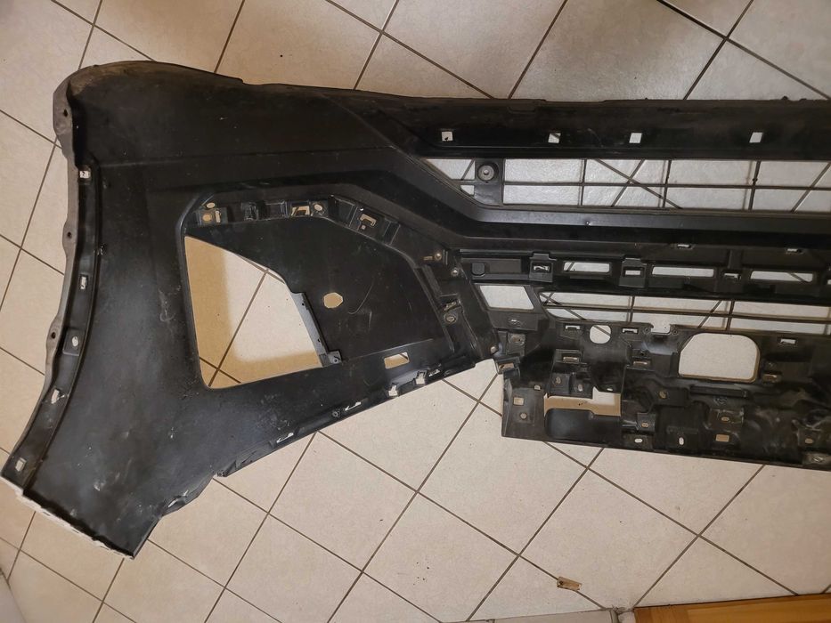 Zderzak używany przedni Mitsubishi Eclipse Cross 2018r