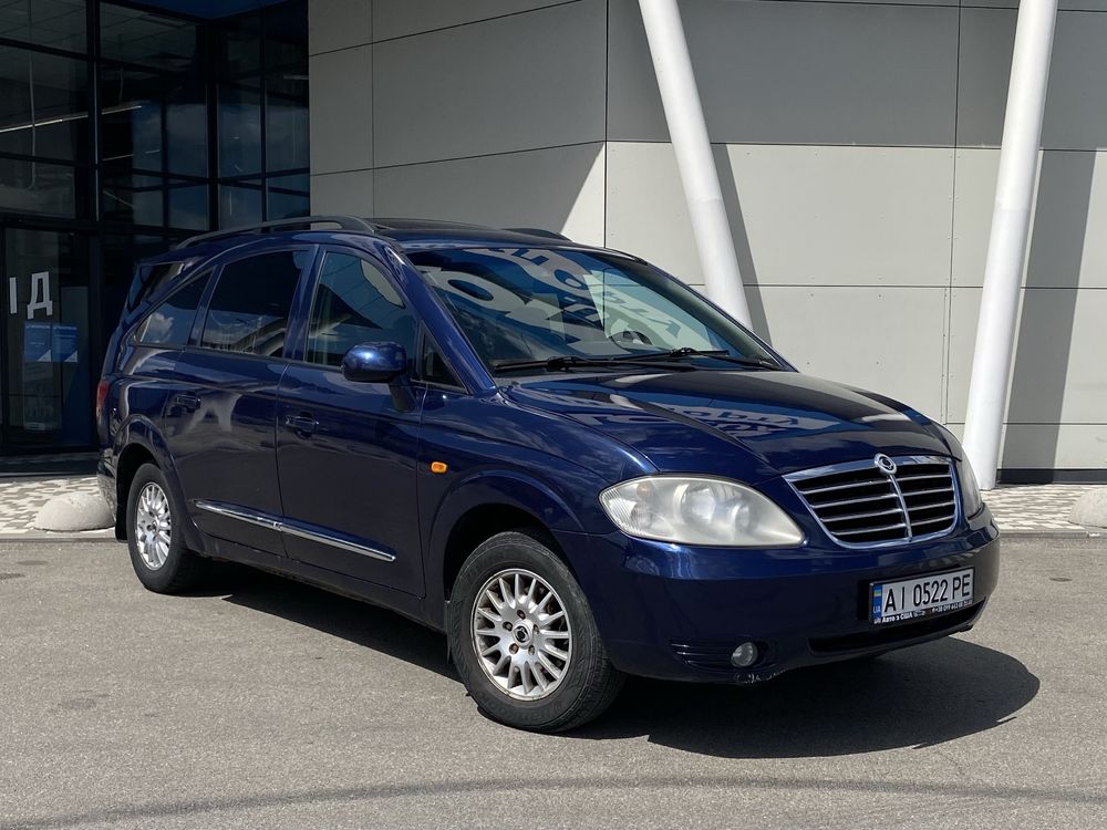 Ssang Yong Rodius