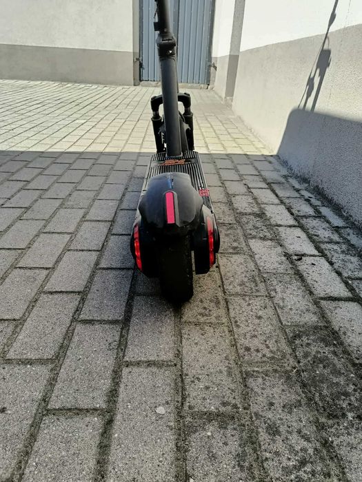 Hulajnoga elektryczna