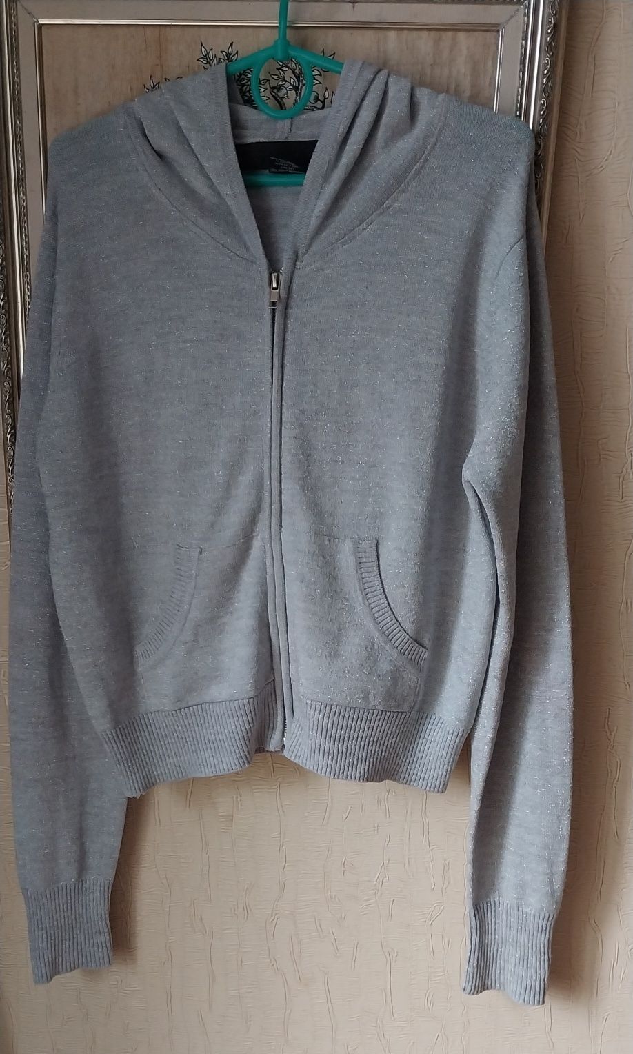 Худи кофта на молнии  с металлическим блеском H&M   и др