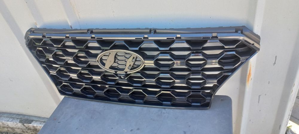 Решетка радиатора Hyundai Santa Fe 19-21 Front Grill
