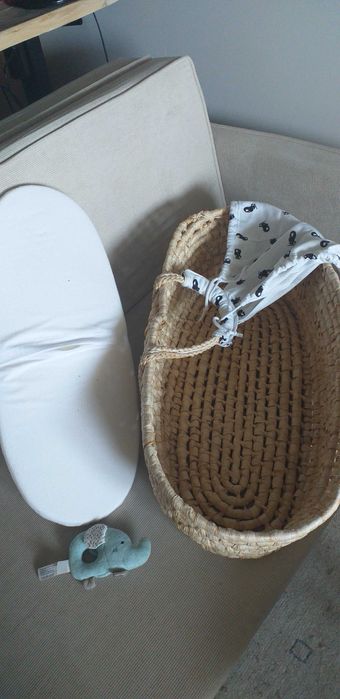 Kosz mojżesza wyściółka mayetacyk zabawka grzechotka baby dream