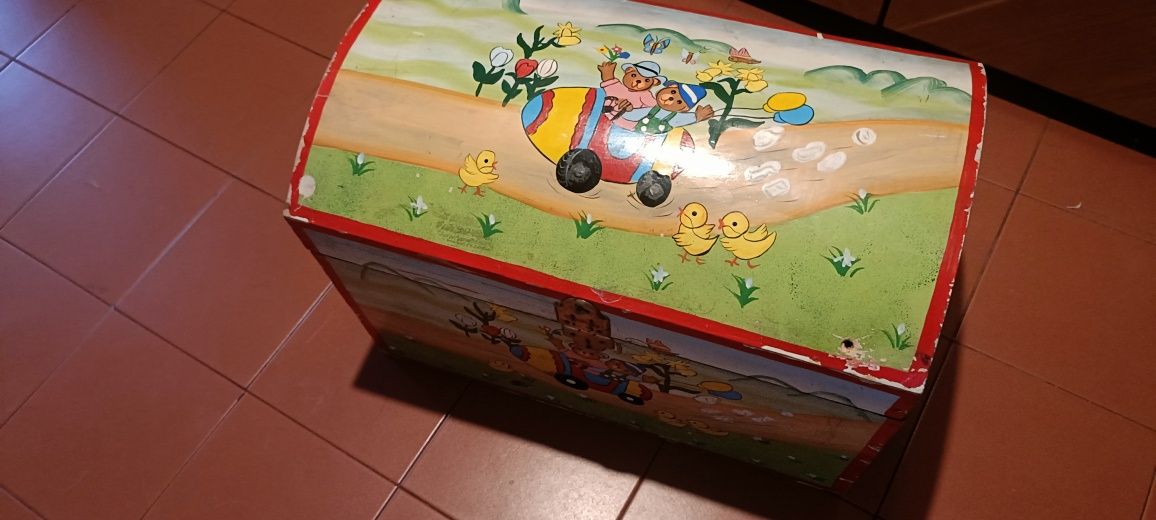 Baú de Criança usado