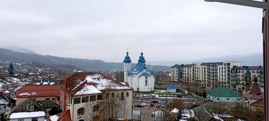 Продаємо земельну ділянку в Сваляві Закарпатської