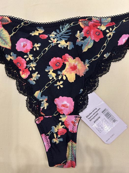 Труси жіночі розмір M.