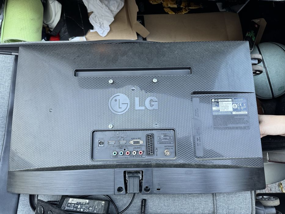 Телевізор LG під ремонт