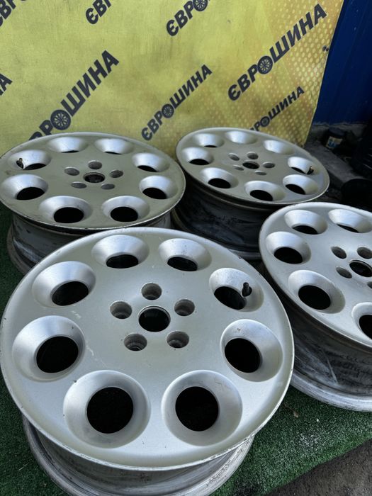 Диски титани 5:98r16 Alfa Romeo комплект б/у склад оригінал