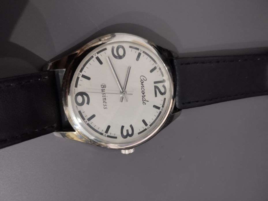 Zegarek kwarcowy Japan