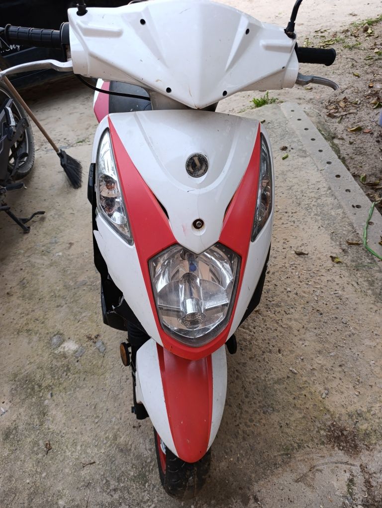 Vendo mota 50c usada