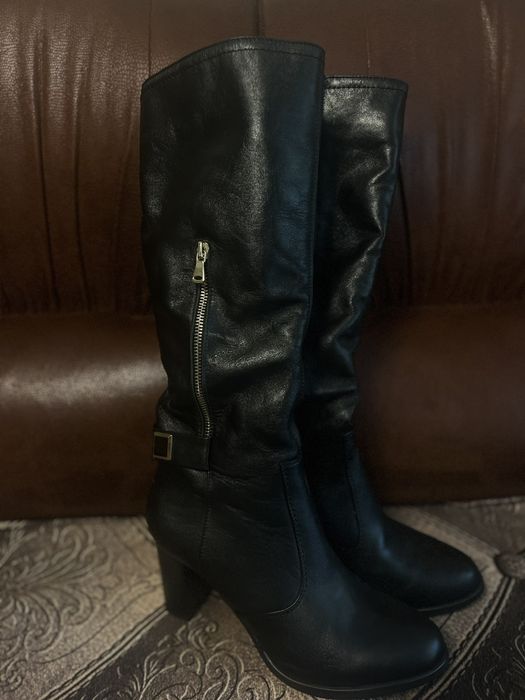 Женские Кожаные сапоги