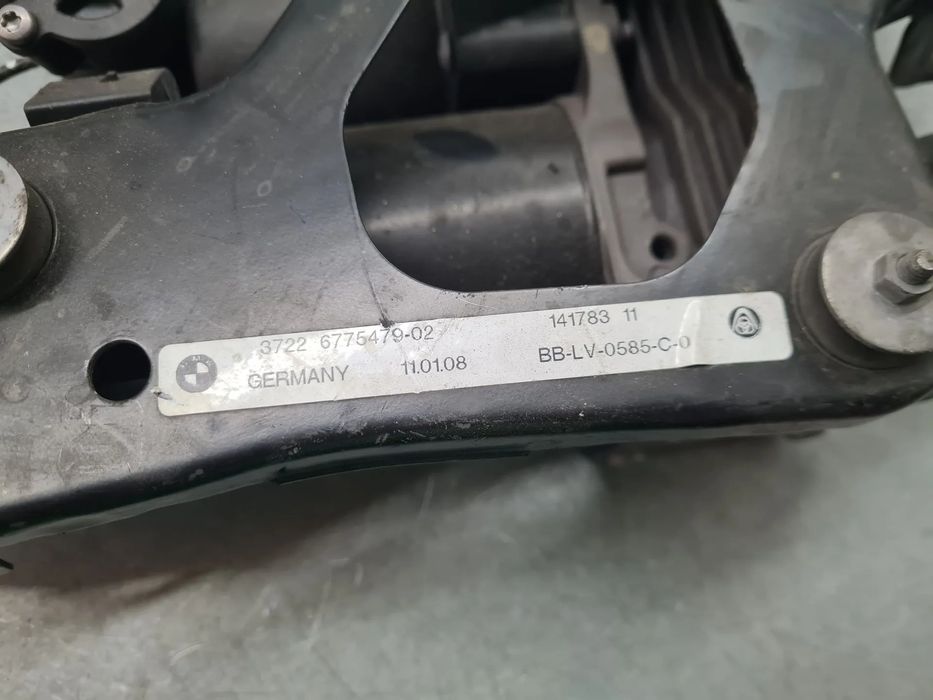 Compressor suspensão BMW X5 (E70)