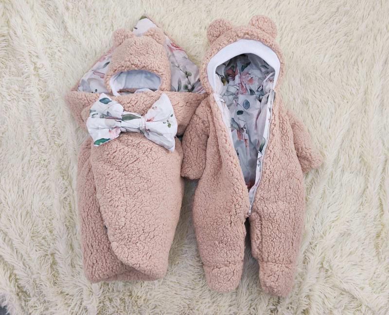 Конверт для виписки з костюмом