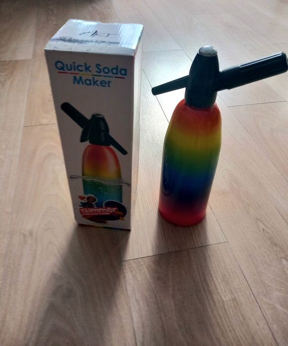 Syfon, saturator do wody gazowanej
