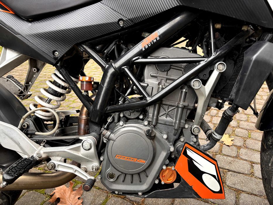 KTM Duke 125 # Akrapovic # crash pady # nowy napęd# 15 KM 2,5 l/100 km