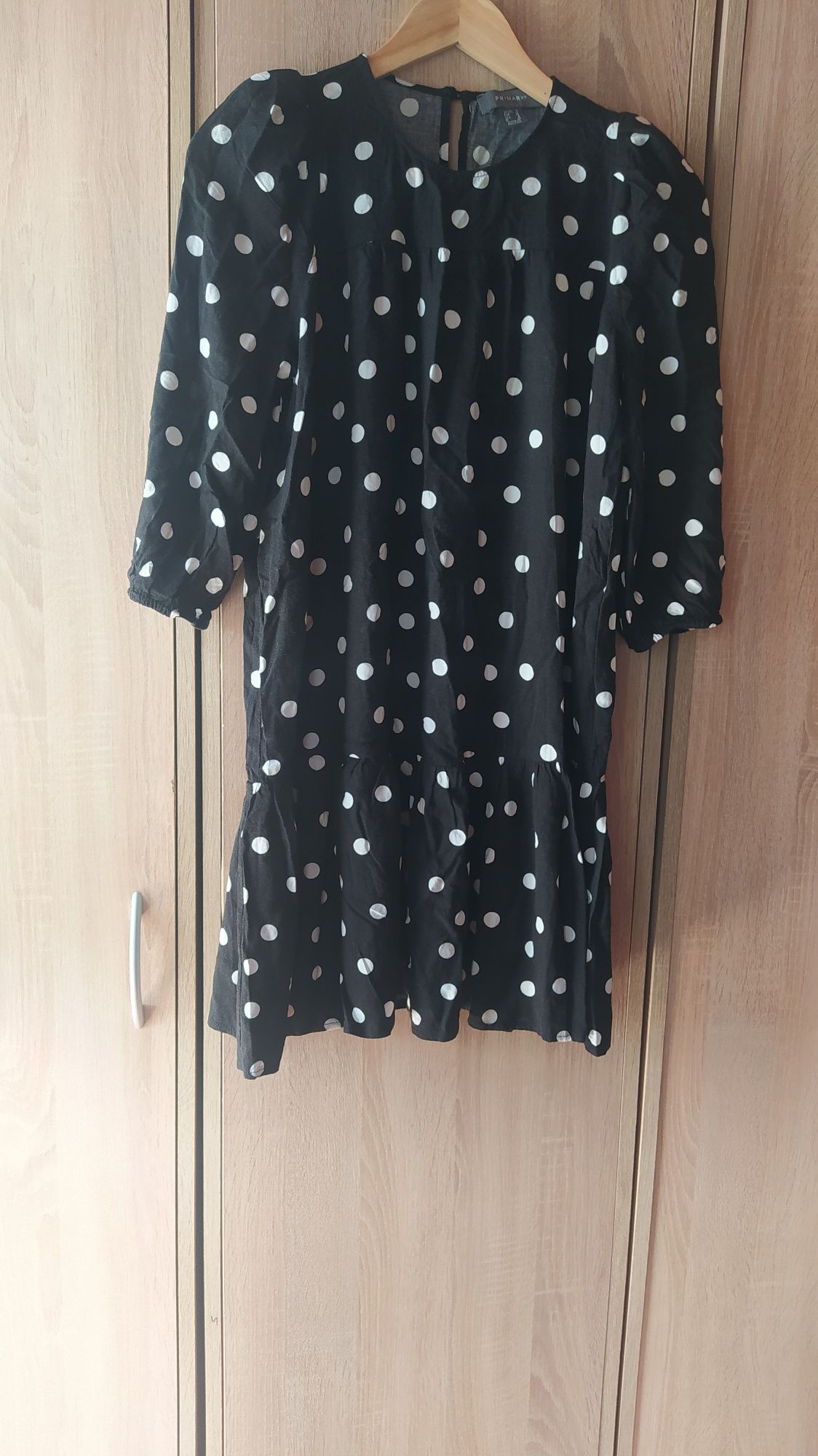 Sukienka czarna w białe grochy Primark 38-40