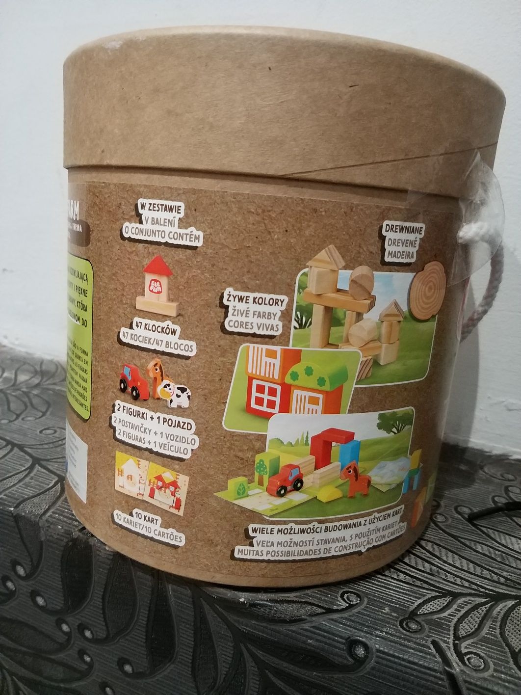 Nowe klocki drewniane farma Elefun 60 elementow