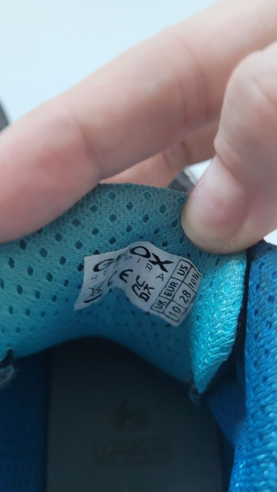 Sneakersy Geox inek 28