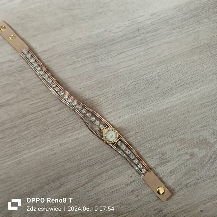 Zegarek damski-wyjątkowy design