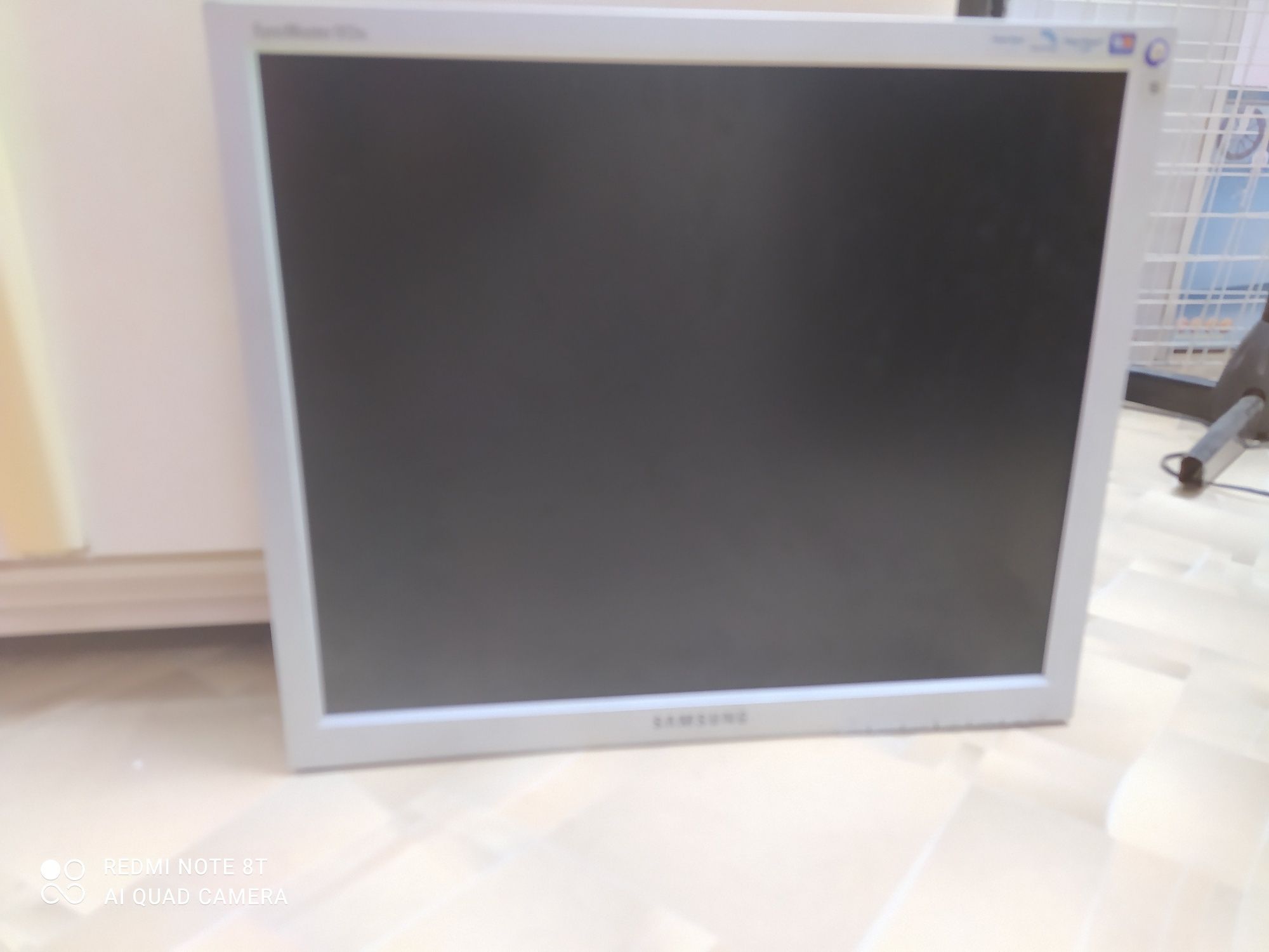 Монитор Samsung.