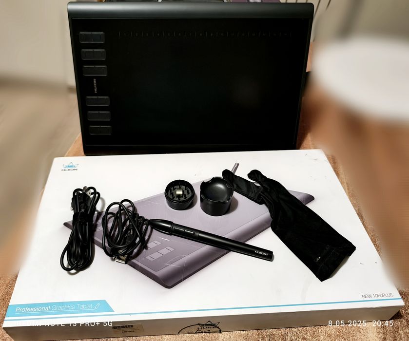Tablet Graficzny HUION 1060PLUS