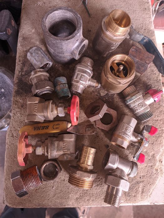 Продам запорную арматуру