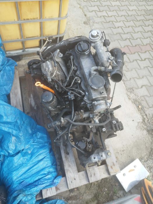 silnik ze skrzynią biegów 1.9TDI 110KM,