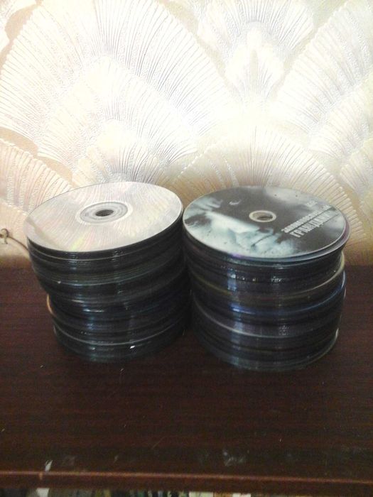 Продам CD/DVD диски