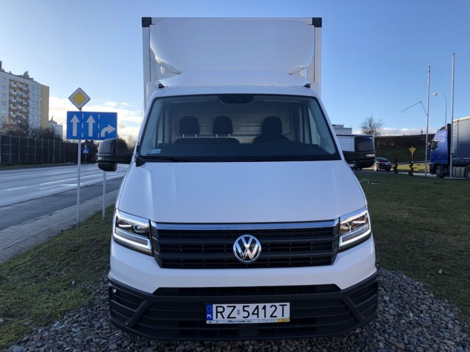 Wynajem Kontener z windą Nowy Crafter  2.0 tdi , 8ep