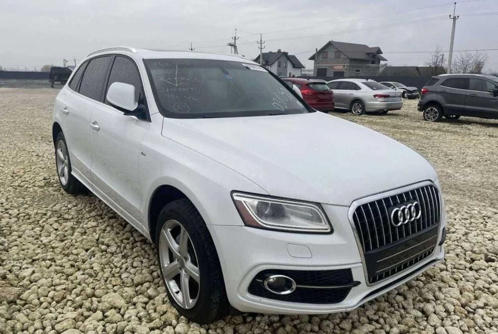 Продам Audi Q5 2016 розмитнена в Україні, на ходу, ціла