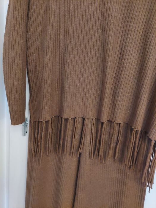 Komplet dzianinowy brąz