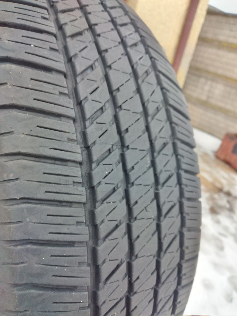 Шини літні 265.60R18 bridgestone