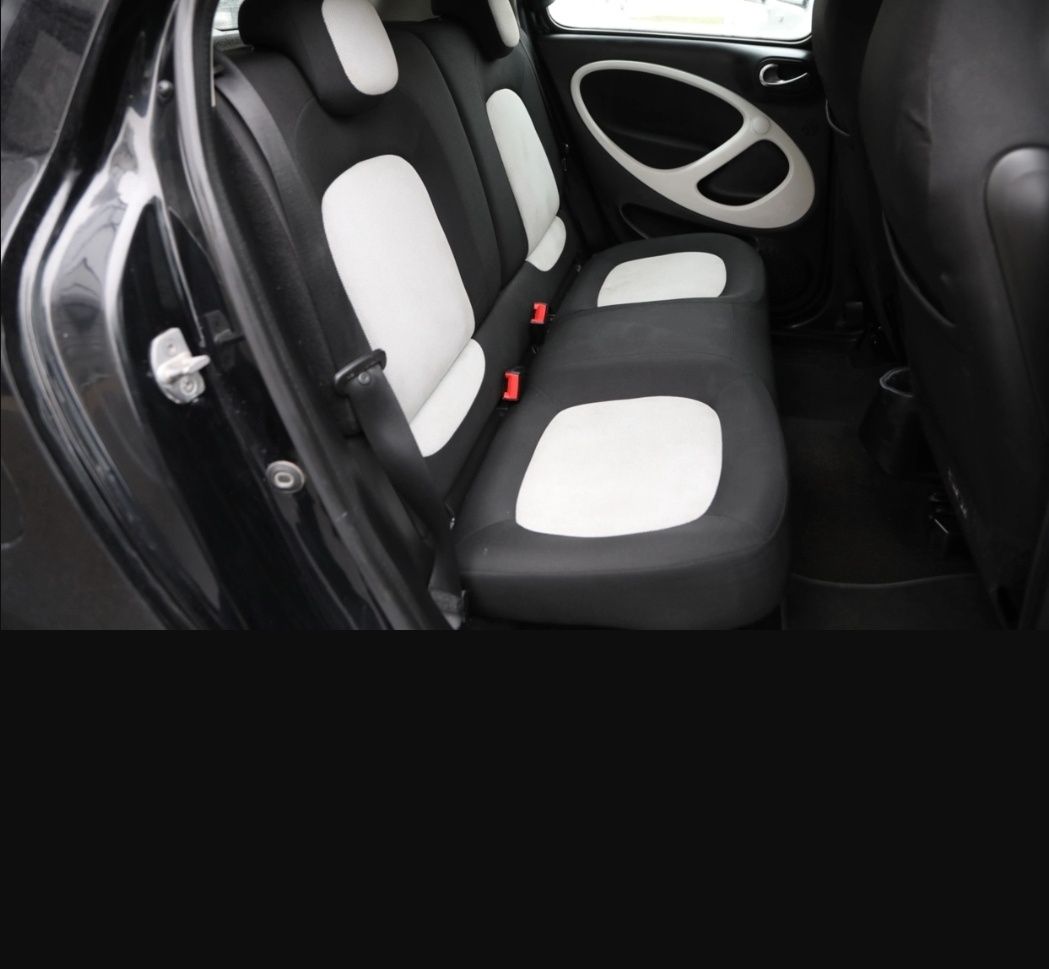 Продам автомобиль smart forfour 2015